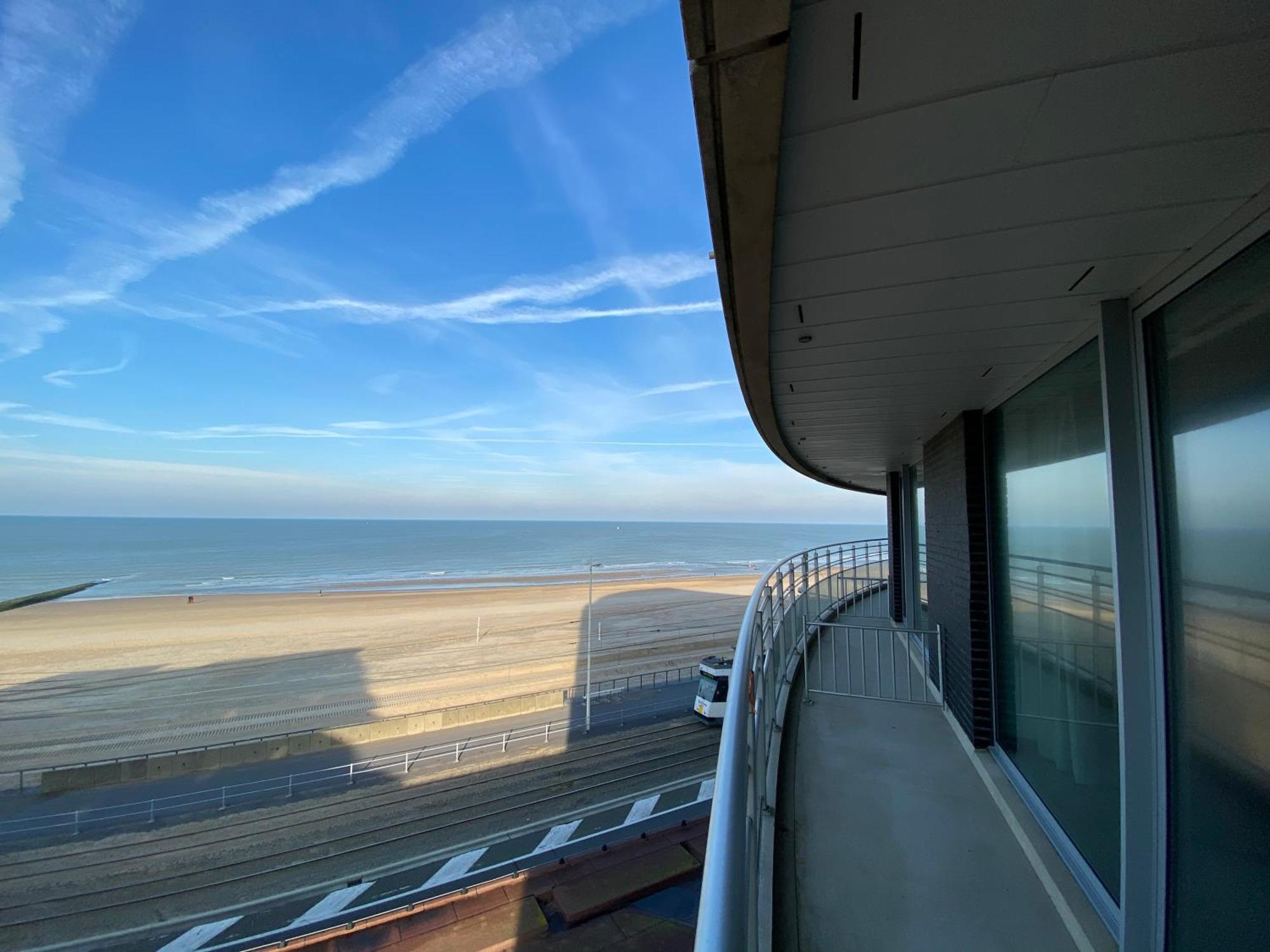 Vayamundo Oostende - Apartments Exterior photo